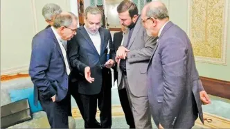 ماجرای خودکار طلایی به شبکه خبر رسید