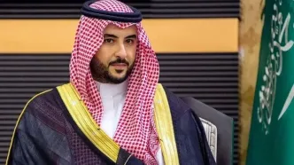 خالد بن سلمان پیام پادشاه عربستان را تقدیم رهبر انقلاب کرد + عکس