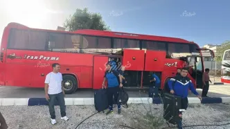 استقلال را سوار اتوبوس عجیب کردند! + عکس