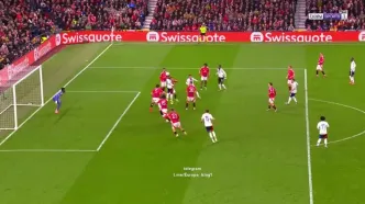 گل اول لیون به منچستریونایتد توسط کورنتین تولیسو71