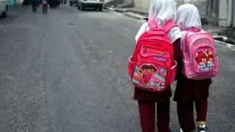 ۴۵۰ هزار دختر دانش‌آموز و دانشجو تحت حمایت کمیته امداد هستند