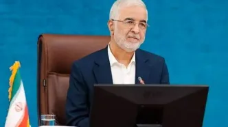 مومنی: ارزیابی عملکرد استانداران بصورت سالانه انجام می‌گیرد