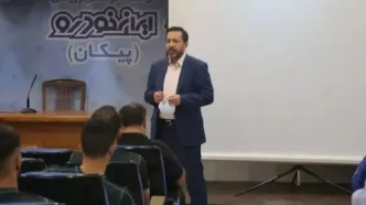 حمله مای‌پوش قدیمی به آتیلا حجازی
