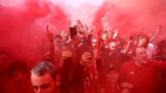 شیطنت زیرکانه هوادار اورتون در جشن قهرمانی لیورپول