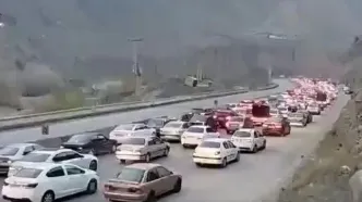 ترافیک سنگین در جاده هراز به‌ سمت تهران