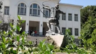 مجسمه آرش کمانگیر در میدان ونک نصب می‌شود