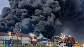 تخمین زده می شود بیش از ۱۰ هزار کانتینر در بندر رجایی سوخته