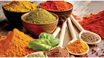 این ۳ ادویه پرمصرف اثر داروها را کم و یا دفع می‌کند