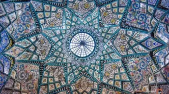 حمام عمومی‌ای که دست کمی از یک موزه ندارد!