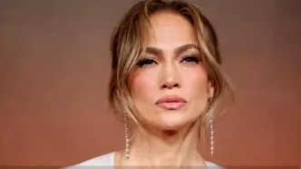 عکس روز؛ استایل محجبه جنیفر لوپز!