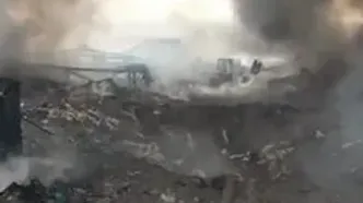تصویری از گودال ایجاد شده براثر انفجار در بندر شهید رجایی بندرعباس