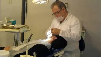 با همدستی صداوسیما و دولت، درد دندان بیشتر می‌شود!