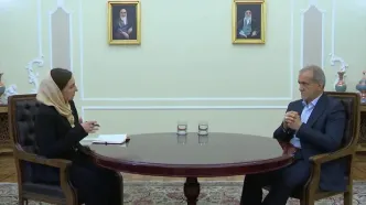 پزشکیان:  به برادران و خواهران‌مان در جمهوری آذربایجان عشق می‌ورزیم/ ایران را سرزمین دوم آذری‌ها می‌دانیم