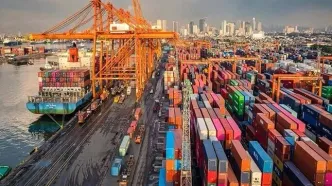 تعرفه‌های گمرکی ابلاغ شد/ تعرفه ۱۰۰ درصدی واردات خودرو