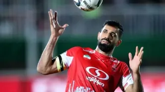 مدافع ملی پوش در آستانه تمدید با پرسپولیس؛ مذاکره آغاز شد