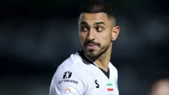 تصویر؛ وقتی ستاره جدید پرسپولیس تماشاچی دربی ۴-۲ بود