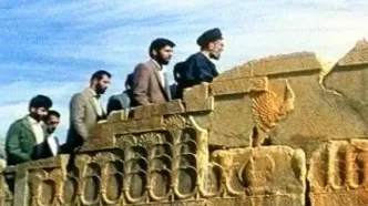 سفر به تاریخ؛ «رهبر انقلاب» در بازدید از «تخت جمشید»؛ سال 1367/ تصاویر