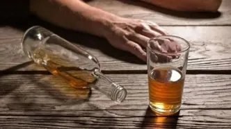 چگونه جانِ مسمومان الکلی را نجات دهیم؟