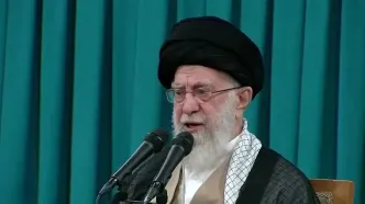 رهبر انقلاب: حفظ امنیت، حرمت و کرامت»نیز از حقوق اصلی زنان است و بر خلاف سرمایه‌داری غرب که کرامت زن را لگدمال می‌کند، اسلام بر رعایت کامل احترام زن تأکید دارد/ مهمترین حق و نیاز زن در خانه محبت همسر است