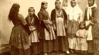 سبک پوشش زنان قاجار در قاب دوربین آنتوان سوریوگین