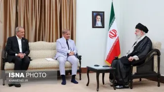 تصاویر دیدار نخست وزیر پاکستان با رهبر انقلاب