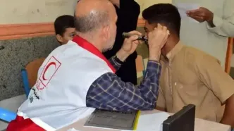 ارائه خدمات سلامت محور هلال‌احمر به بیش از ۳۲۰ نفر در روستای فردوس هویزه
