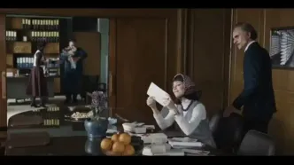 بوسه بابک حمیدیان در تاسیان دوباره جنجال ساخت!/ ببینید
