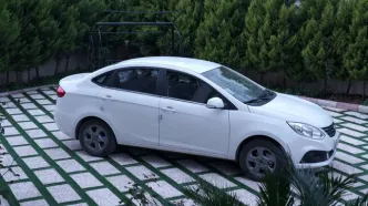 جک J4؛ سدان اقتصادی موفق کرمان موتور با ترکیبی از کیفیت، راحتی و ایمنی