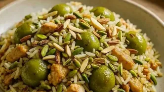 گوجه‌سبز پلو؛ یک غذای مجلسی جدید و ارزان