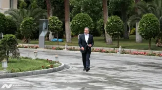 عراقچی: ما و آمریکا تصمیم گرفتیم مذاکرات را به تعویق بیندازیم