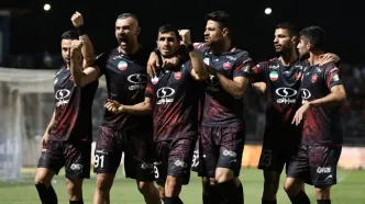 پرسولیس در سه دقیقه حامد لک را گلباران کرد