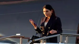 زن مرموز نزدیک به ترامپ خبر اخراج چهره ضد ایرانی را اعلام کرد/ با توجه به پیام وی باید منتظر اخراج های بیشتری باشیم!