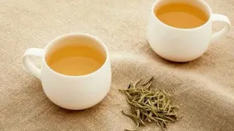 خواص چای سفید از سلامت اعصاب و لاغری تا زیبایی پوست