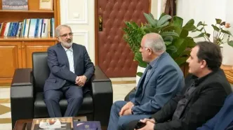 قدردانی رئیس بنیاد مسکن از بانک مسکن به‌ پاس نقش مؤثر در پیشبرد طرح نهضت ملی