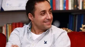 بغض و گریه امیرحسین رستمی به یاد پدرش