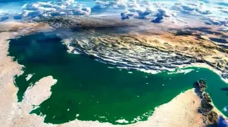 خلیج فارس بر سنگ مزار سربازان آمریکایی/ عکس