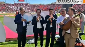 کنسرت زنده در ورزشگاه یادگار امام