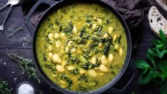 خورش اسفناج قالی؛ یک غذای اقتصادی و خوشمزه