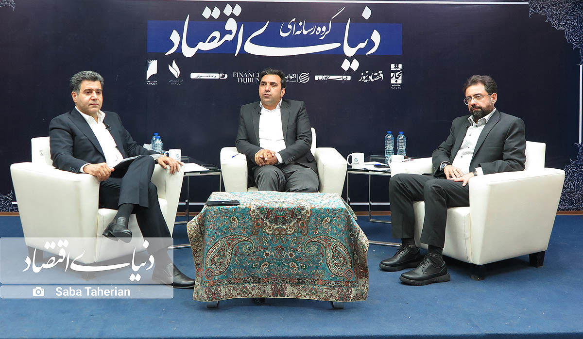 فرمان بازارها در دست مذاکره
