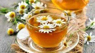 خواص فوق‌العاده بابونه و دمنوش آن/ گیاهی با هزار درمان!