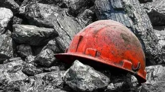 «آوارجان» روایتی از فاجعه معدن طبس و مطالبات کارگران