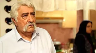 لحظه زمین خوردن داریوش ارجمند وسط برنامه زنده!