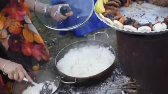 ببینید؛ غذای روستایی در کردستان؛ طبخ آبگوشت، کباب دیگی و بادمجان کبابی