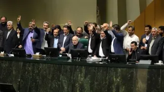 قالیباف رئیس مجلس باقی ماند