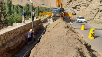 مسافران بخوانند؛ انسداد دو جاده کلیدی کشور