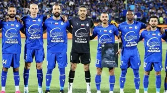 اقدام استقلالی‌ ها به یاد عکاس فقید در بازی حساس هواداران را متاثر کرد!