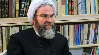 حوزه علمیه قم به عنوان یک پایگاه علمی تاسیس شد نه یک پایگاه سیاسی/ تخصیص بودجه مؤسسات حوزوی درگیر جناح‌بازی‌هاست/ ایجاد رقابت حوزه را از دست یک جناح سیاسی آزاد می‌کند