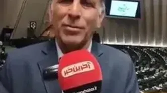 نماینده مجلس، میرسلیم‌ مشاعر خود را از دست داده، خواهش می‌کنم رهبری او را حذف کند