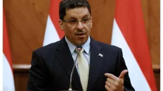 نخست وزیر دولت مورد حمایت عربستان در یمن کناره‌گیری کرد