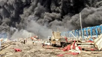 حماسه یک مرد در لحظه انفجار بندر شهید رجایی